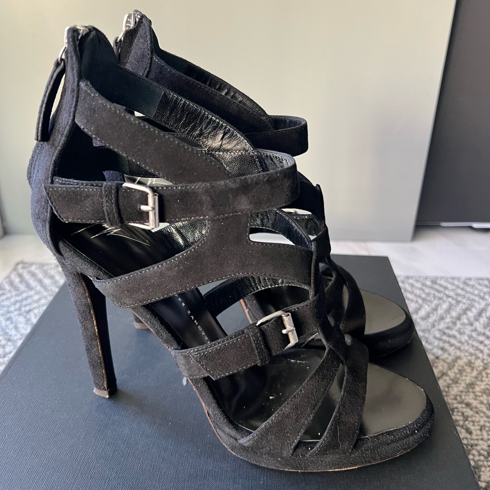 Giuseppe Zanotti black platform sandals size 9.5